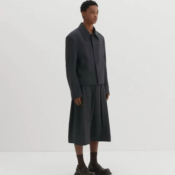 [BUNJANG] MDNSR Claire Crop Jacket Charcoal / [M]DNSR 디엔에스알 클레어 크롭 자켓 차콜