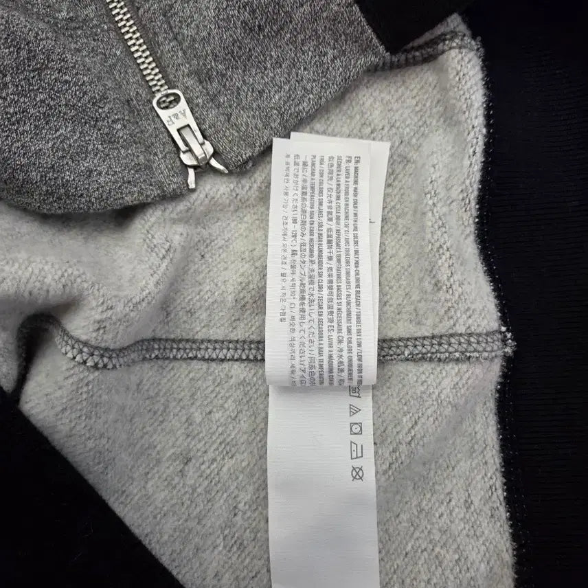 [SOLD OUT] 아베크롬비 회색/검정 야구 점퍼