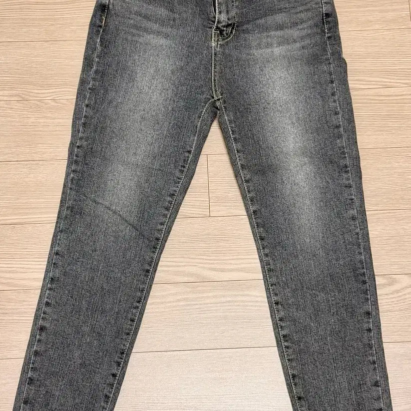 [BUNJANG] Blurfit High-Waist Skinny Jeans (Grey, M) / 블러핏 하이웨스트 스키니진 그레이m