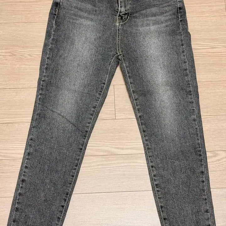 [BUNJANG] Blurfit High-Waist Skinny Jeans (Grey, M) / 블러핏 하이웨스트 스키니진 그레이m