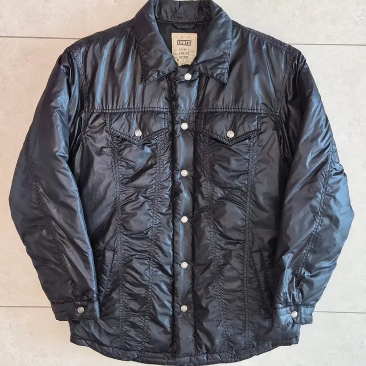 [BUNJANG] Levi's Down Trucker Jacket - Black XL / Levi's Down Trucker Jacket [XL]