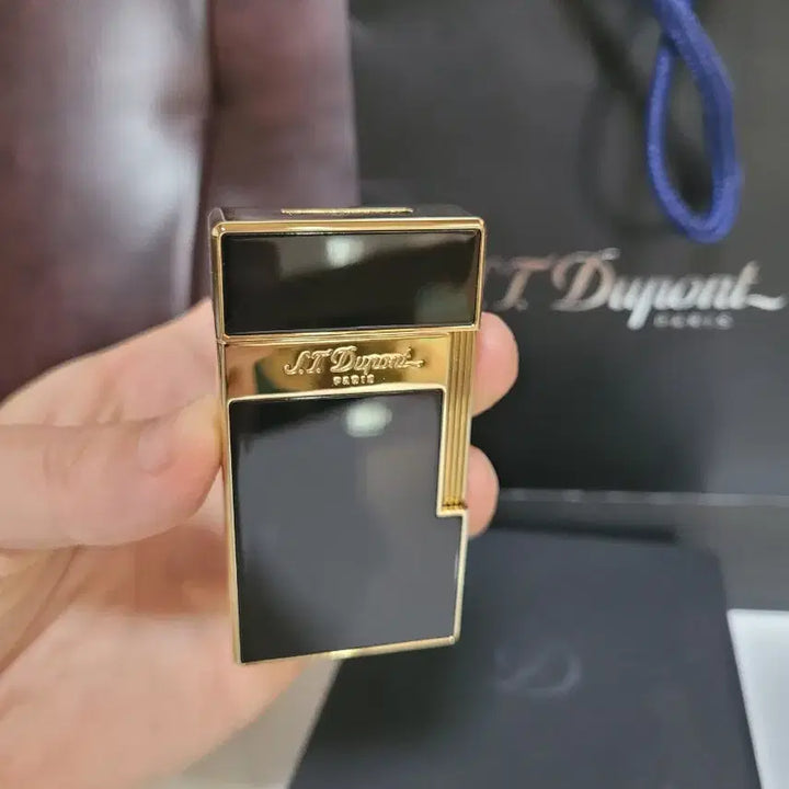 [SOLD OUT] [새상품급] 듀퐁라이터 신형 ca025002 블랙 래커 골드 쌍불 터보