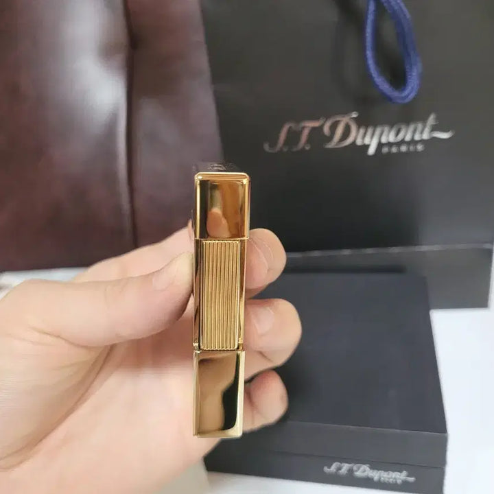 [SOLD OUT] [새상품급] 듀퐁라이터 신형 ca025002 블랙 래커 골드 쌍불 터보