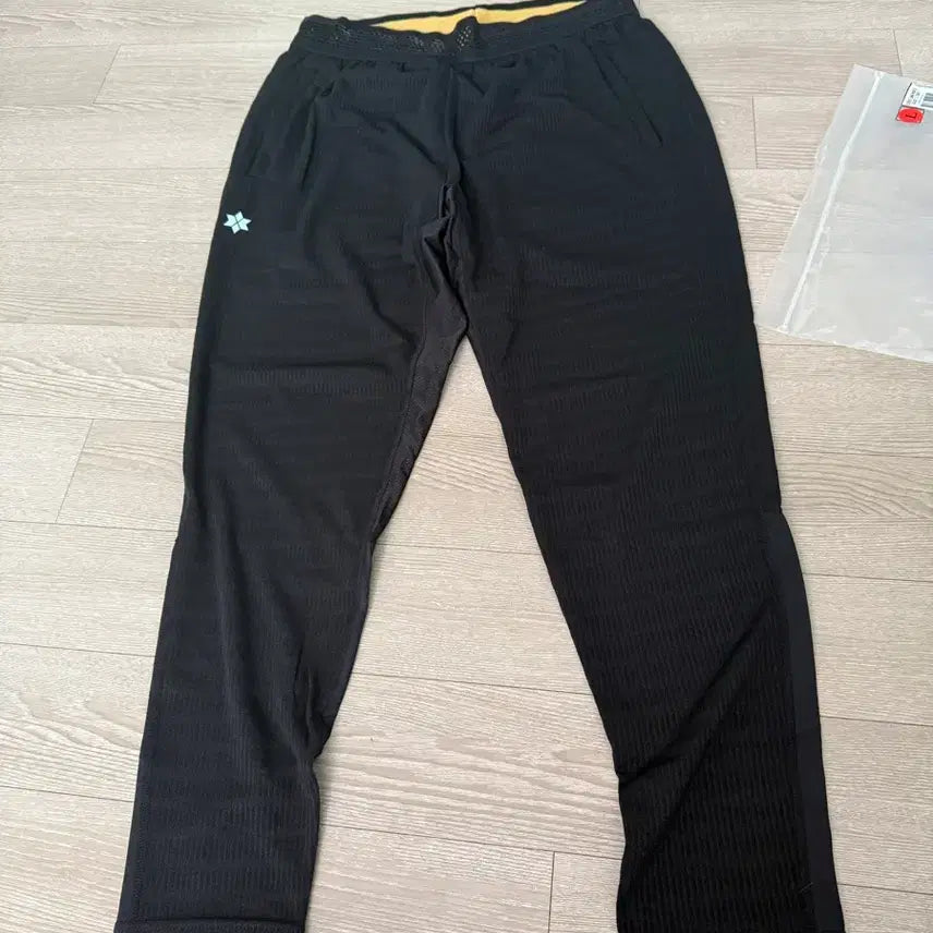 [BUNJANG] All That Boots Elite Fit Long Pants Black L (100) / 올뎃부츠 엘리트핏 롱팬츠 블랙 L (100) 새상품