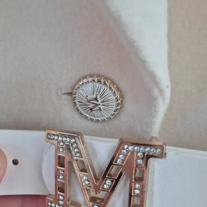 [BUNJANG] MojoSphin Fox Fur Ivory Coat / 모조에스핀 폭스퍼 아이보리코트