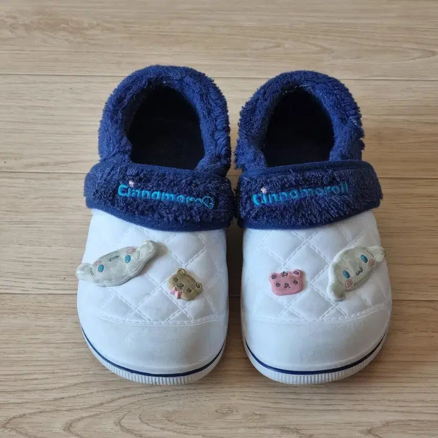 [BUNJANG] Sanrio Cinnamoroll Slippers / 시나모롤 실내화