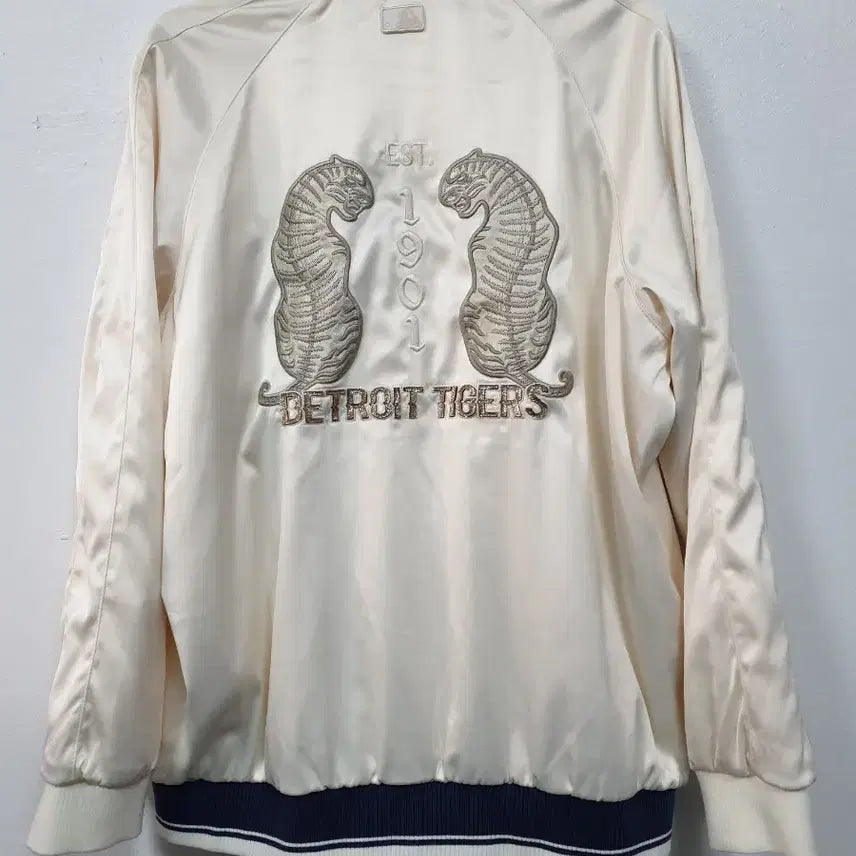 [BUNJANG] MLB Ivory Tigers Souvenir Jacket / MLB 아이보리 타이거즈 스카잔 항공점퍼 90사이즈