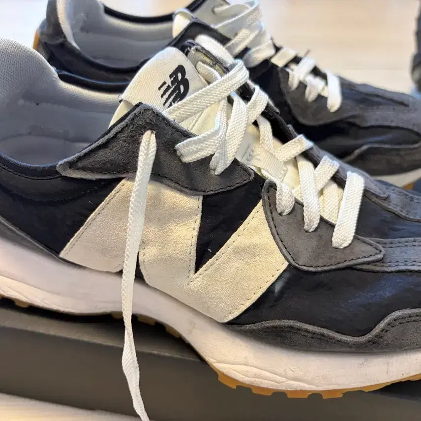 [BUNJANG] New Balance 327 Navy 260 / 뉴발 327 네이비 260