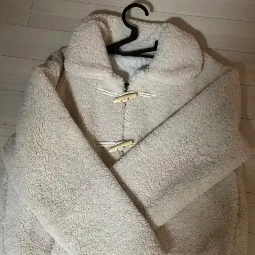 [BUNJANG] Zigzag ABLY Tteokbokki Coat / 지그재그 에이블리 떡볶이 코트