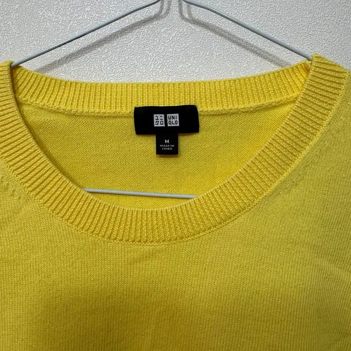 [BUNJANG] Yellow Knit / 유니클로 옐로우 니트