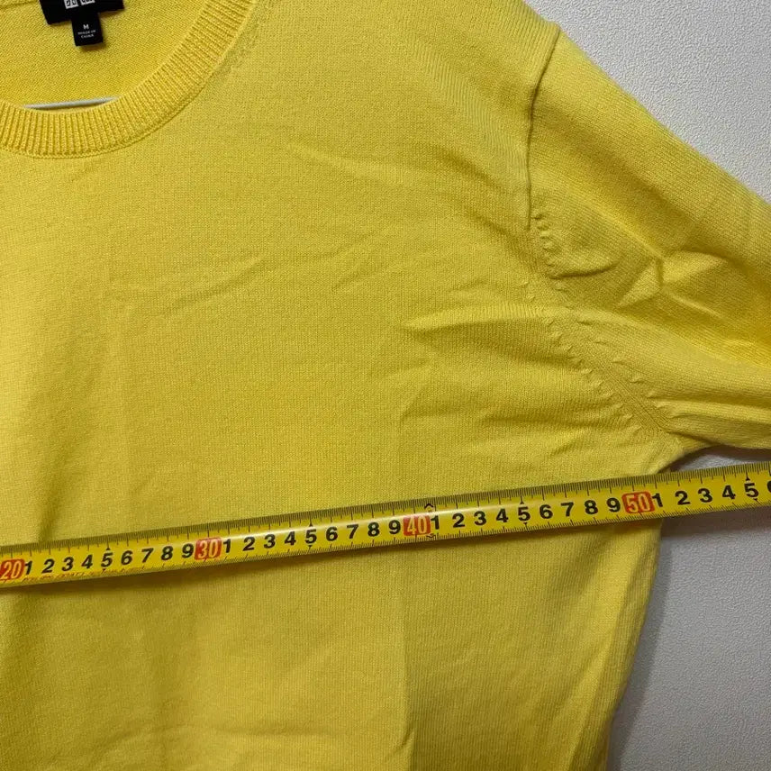 [BUNJANG] Yellow Knit / 유니클로 옐로우 니트