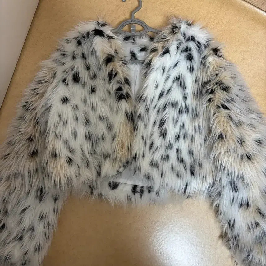 [BUNJANG] Vintage Dot Fur Crop Jacket / 빈티지 도트 퍼 크롭 자켓 판매