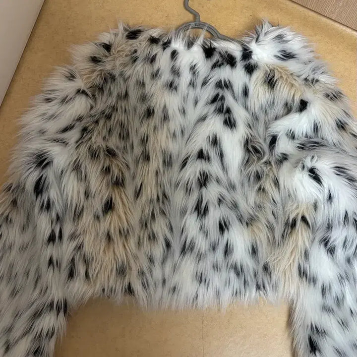 [BUNJANG] Vintage Dot Fur Crop Jacket / 빈티지 도트 퍼 크롭 자켓 판매