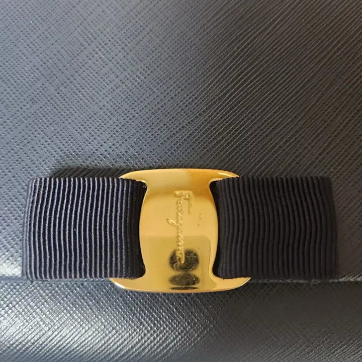 [BUNJANG] Ferragamo Mini Genie Bag / 페레가모 미니 지니백