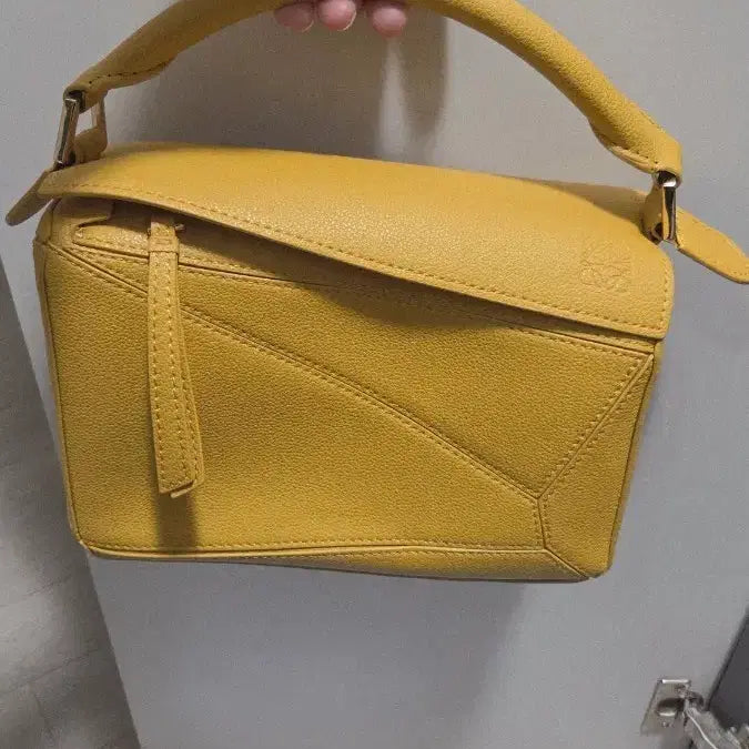 [BUNJANG] Loewe Puzzle Small Yellow Bag / 로에베 퍼즐백 스몰 옐로우