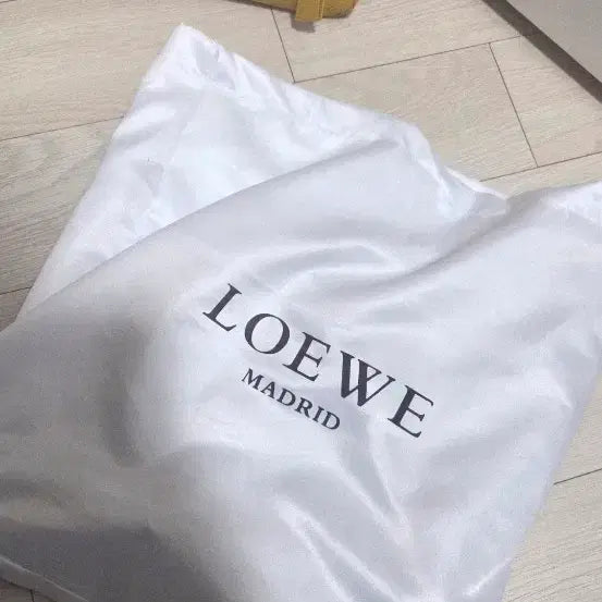 [BUNJANG] Loewe Puzzle Small Yellow Bag / 로에베 퍼즐백 스몰 옐로우