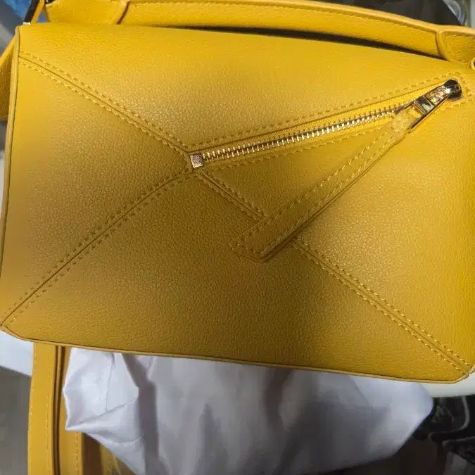 [BUNJANG] Loewe Puzzle Small Yellow Bag / 로에베 퍼즐백 스몰 옐로우