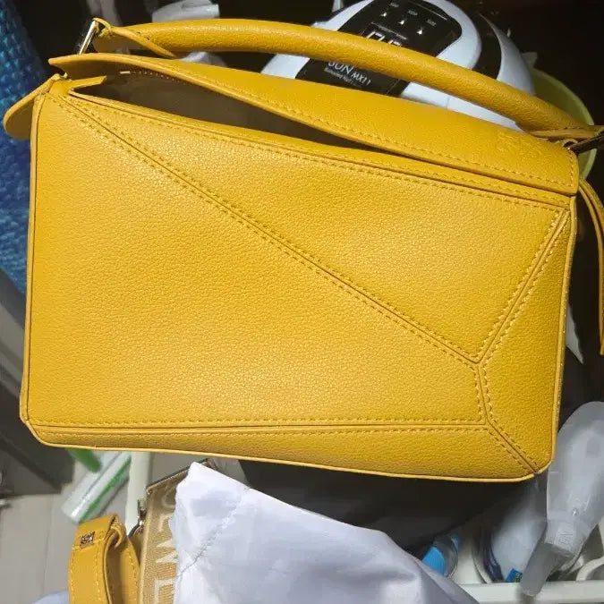 [BUNJANG] Loewe Puzzle Small Yellow Bag / 로에베 퍼즐백 스몰 옐로우