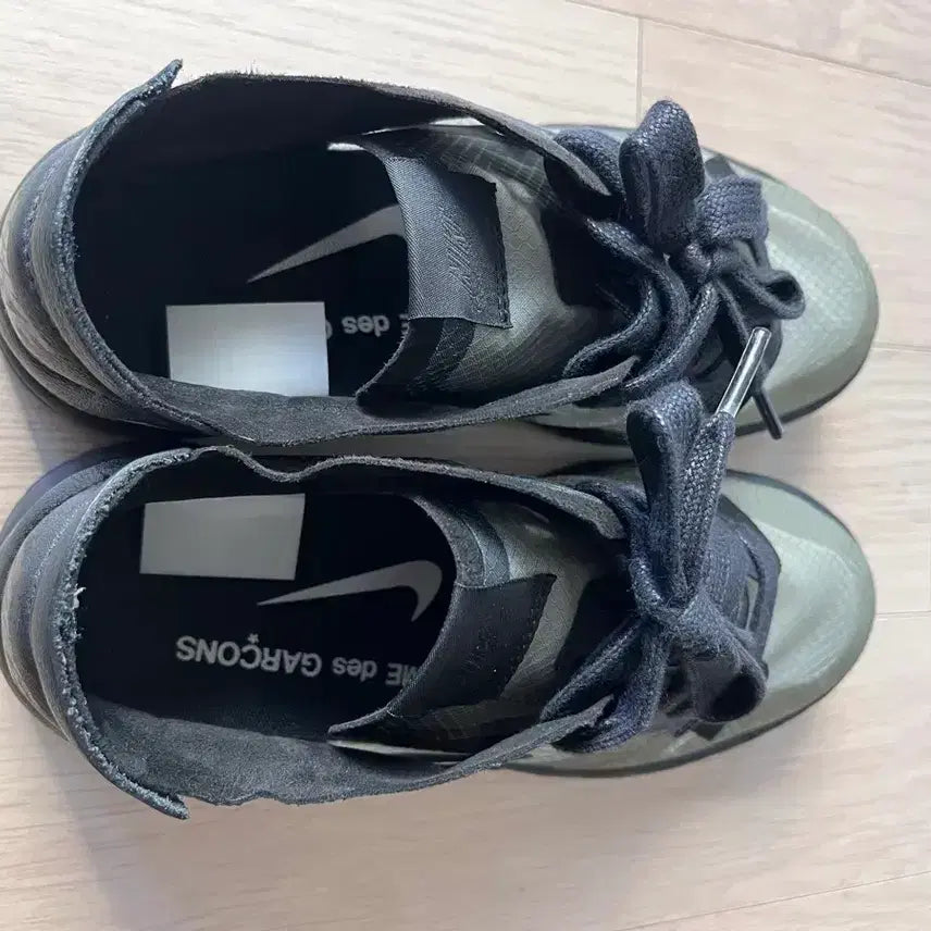 [BUNJANG] CDG Nike Dunk Low Women's Size 7 Sneakers / CDG 꼼데가르송 x 나이키 덩크 로우 우먼스 사이즈 7 (240)