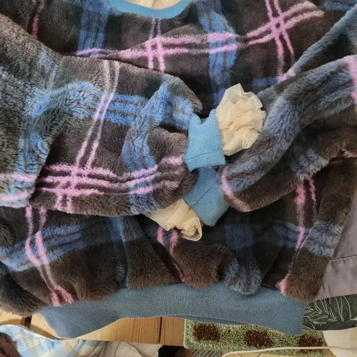 [BUNJANG] Check Pattern Fur Sweatshirt / 체크 패턴 퍼 맨투맨 티셔츠