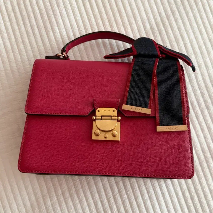 [BUNJANG] Lovecat Ribbon Crossbody Bag / 러브캣 리본 크로스백