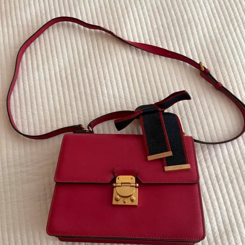 [BUNJANG] Lovecat Ribbon Crossbody Bag / 러브캣 리본 크로스백