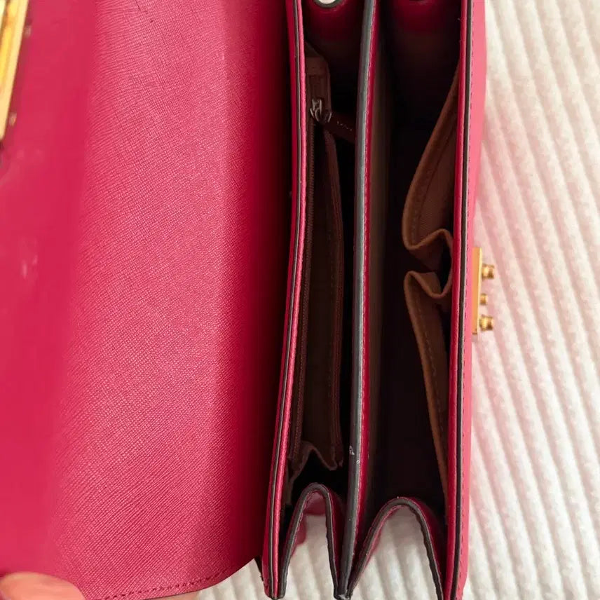 [BUNJANG] Lovecat Ribbon Crossbody Bag / 러브캣 리본 크로스백