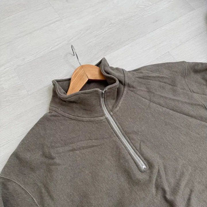 [BUNJANG] Xikers Half Zip-up / 카키스 하프 집업 3