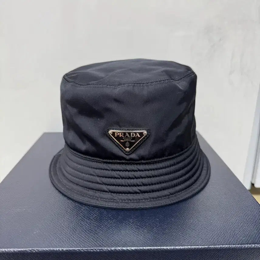 [BUNJANG] Prada Re-Nylon Bucket Hat / 프라다 리나일론 버킷햇