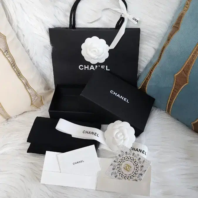 [BUNJANG] Chanel Classic Cardholder Set / 8-2)샤넬 카드지갑(박스쇼핑백 까멜리아셋트가격임)더스트추가구매