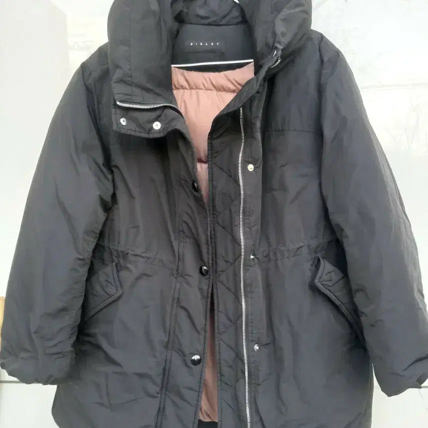 [BUNJANG] Sisley Black Hooded Padded Coat 90 / 시슬리 블랙 후드 패딩 코트90