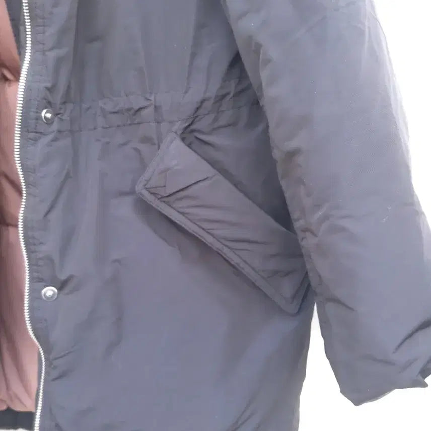 [BUNJANG] Sisley Black Hooded Padded Coat 90 / 시슬리 블랙 후드 패딩 코트90