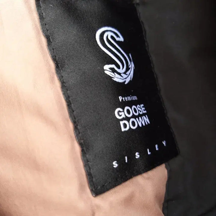 [BUNJANG] Sisley Black Hooded Padded Coat 90 / 시슬리 블랙 후드 패딩 코트90