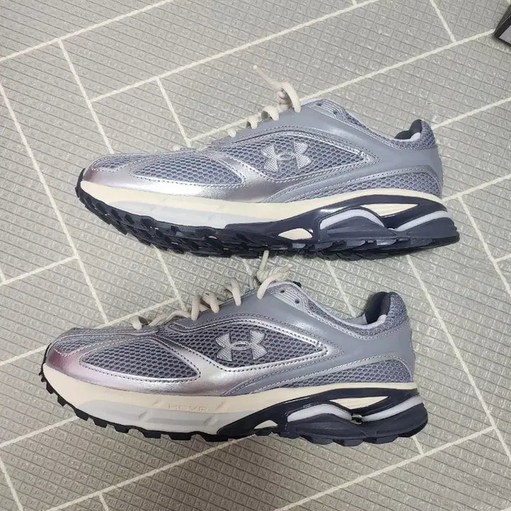 [BUNJANG] Blackyak Under Armour Etc. / 270  블랙야크  언더아머 등등