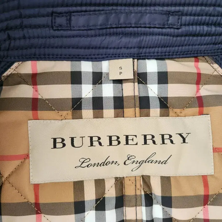 [BUNJANG] Burberry Quilted Jacket / 버버리 보우턴 퀼팅자켓