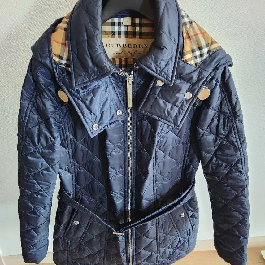 [BUNJANG] Burberry Quilted Jacket / 버버리 보우턴 퀼팅자켓