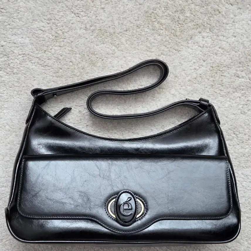 [BUNJANG] Archivepke Oval Room Bag (Deep Sleep) / 아카이브앱크 Oval room bag(Deep sleep)