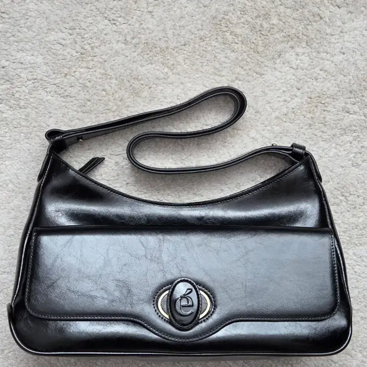 [BUNJANG] Archivepke Oval Room Bag (Deep Sleep) / 아카이브앱크 Oval room bag(Deep sleep)