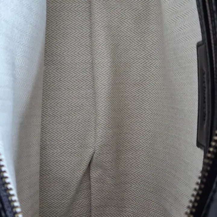 [BUNJANG] Archivepke Oval Room Bag (Deep Sleep) / 아카이브앱크 Oval room bag(Deep sleep)