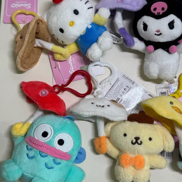[BUNJANG] Sanrio Rain Doll Keyring Set / 산리오 우산 레인 인형 키링 새상품 정품 7종