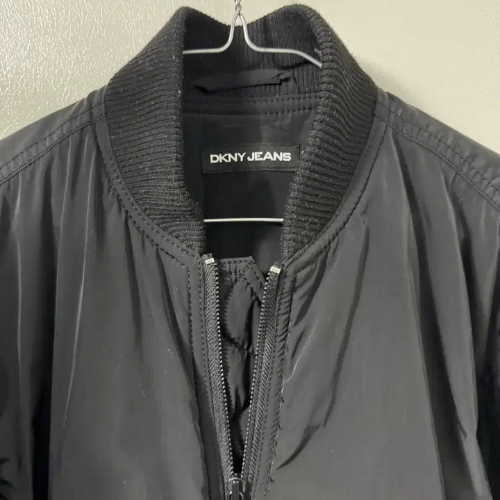 [BUNJANG] DKNY MA-1 Bomber Jacket 95-100 Size / DKNY 항공 점퍼 ma-1 초경량 95-100 사이즈 봄버