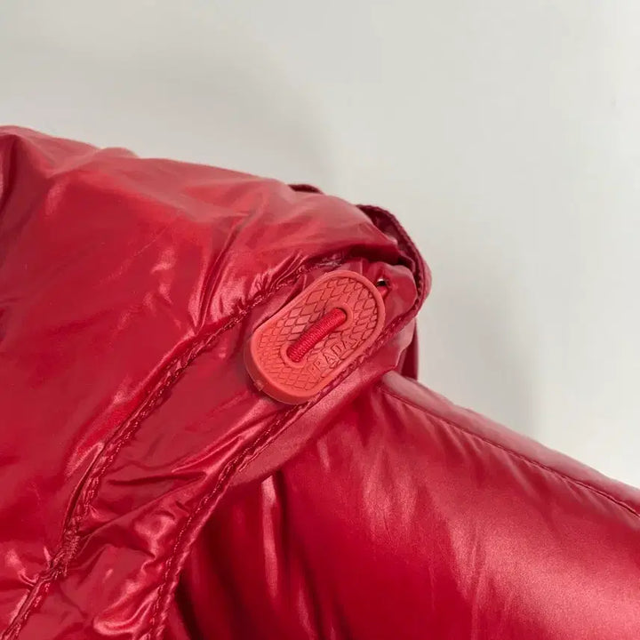 [BUNJANG] Prada Re-Nylon Padded Vest / 새상품 프라다 리나일론 패딩 조끼 다운 베스트