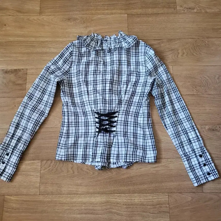 [BUNJANG] Egoist Check Frill Blouse / 에고이스트체크프릴남방 55