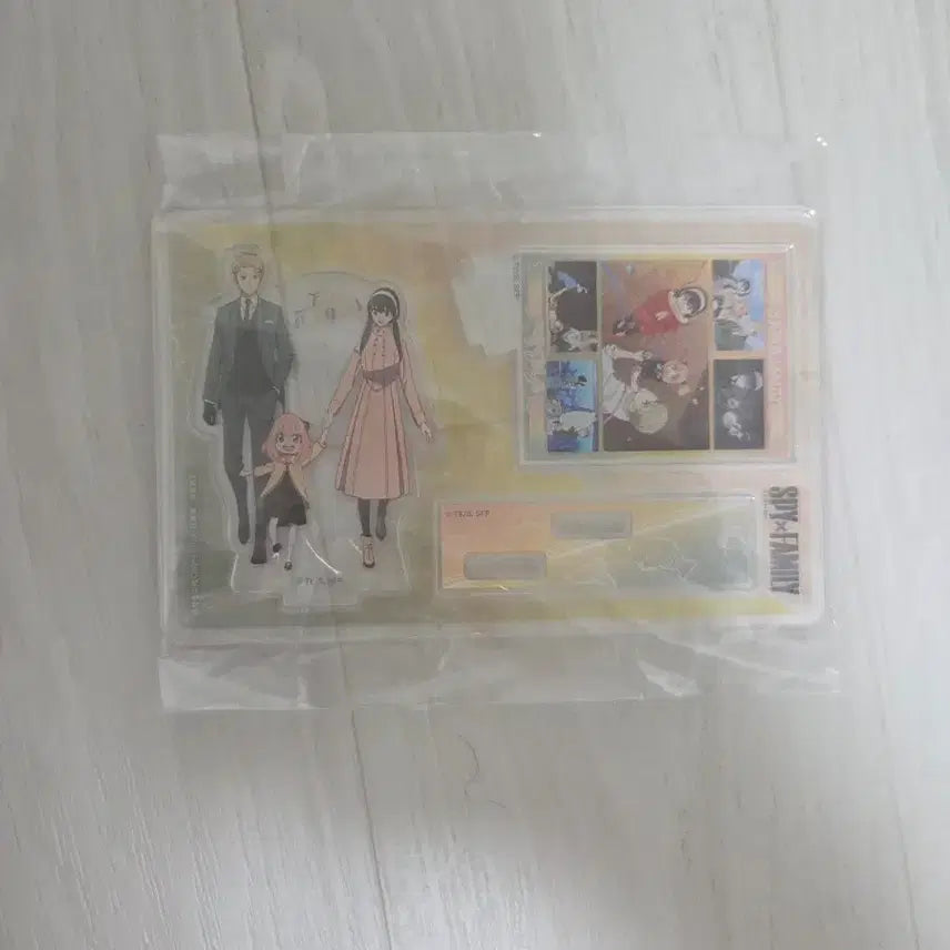 [BUNJANG] Spy x Family Forger Family Acrylic Stand / 택포) 스파이 패밀리 공식 아크릴 스탠드 (포저 가족)