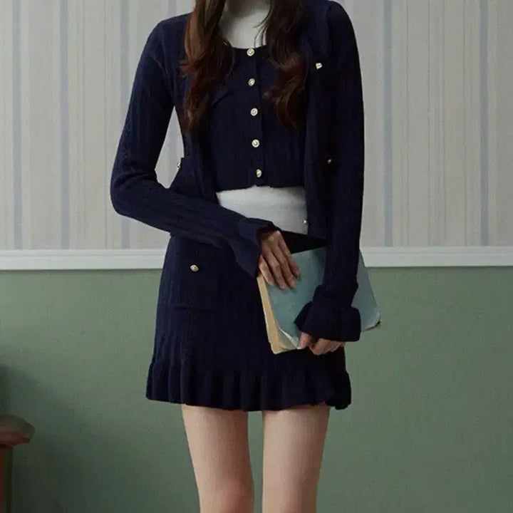 [BUNJANG] LaluneDuCiel Two-Piece Cardigan Knit Skirt Set / LaluneDuCiel 라룬듀시엘 투피스 가디건 니트 스커트 셋업