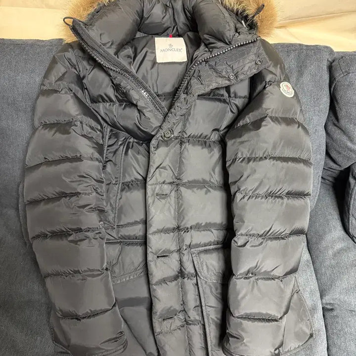 [BUNJANG] Moncler Cluny Padded Jacket / 몽클레어 클루니 패딩 1사이즈