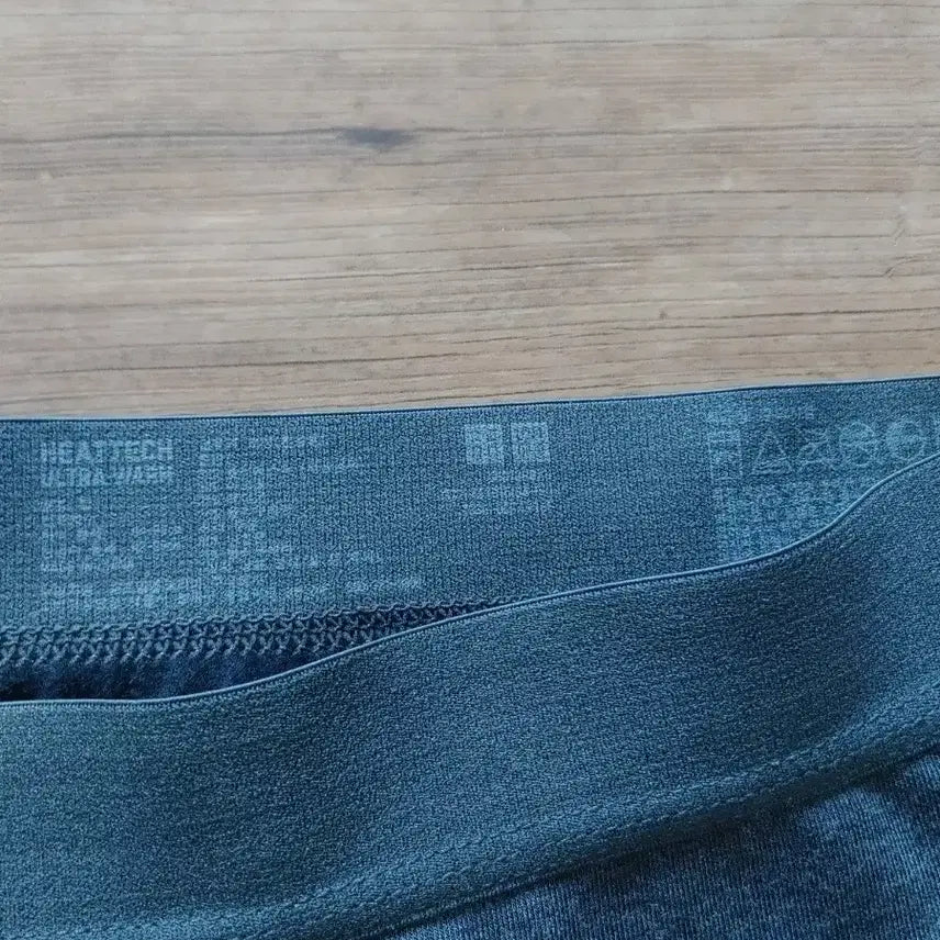 [BUNJANG] Uniqlo Heattech Tights Ultra Warm Dark Grey Men&