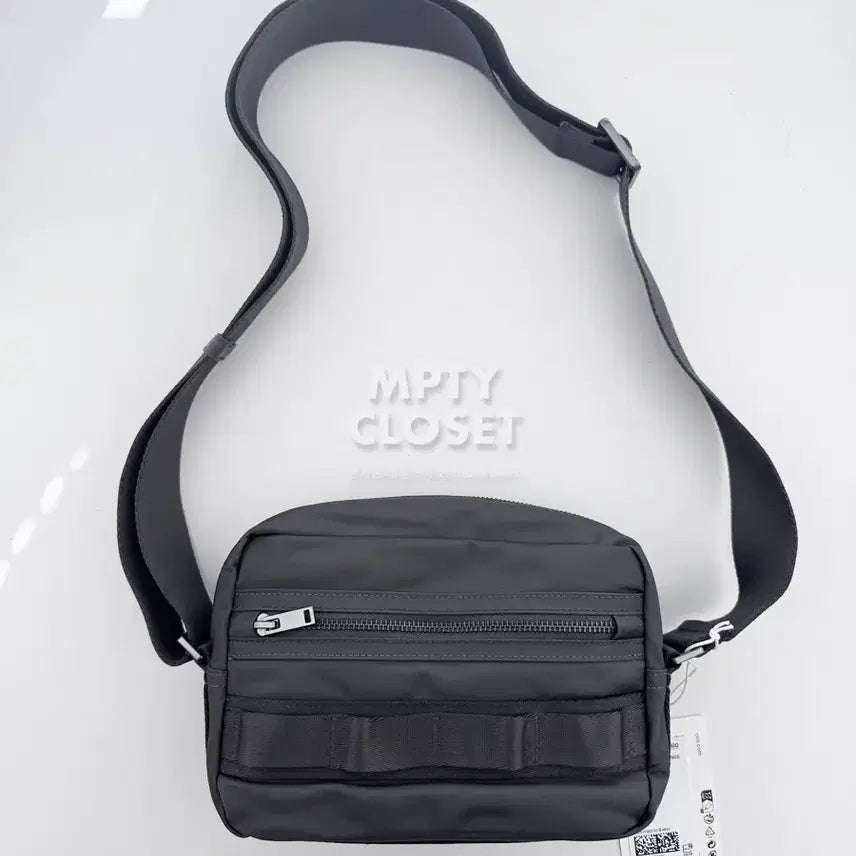 [BUNJANG] COS Transit Crossbody Bag Gray / COS Transit 트랜짓 크로스백 그레이