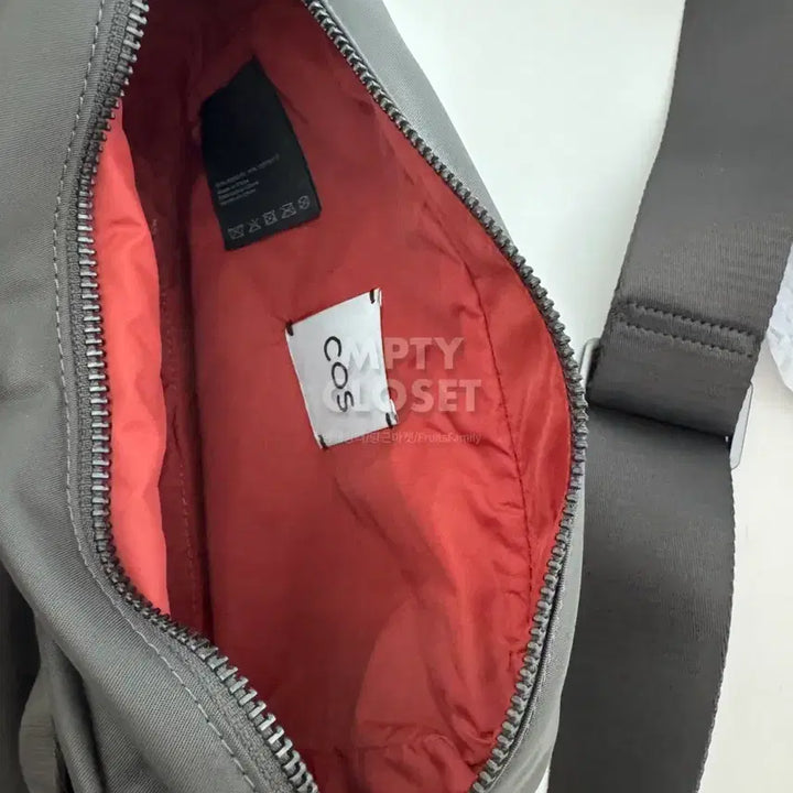 [BUNJANG] COS Transit Crossbody Bag Gray / COS Transit 트랜짓 크로스백 그레이