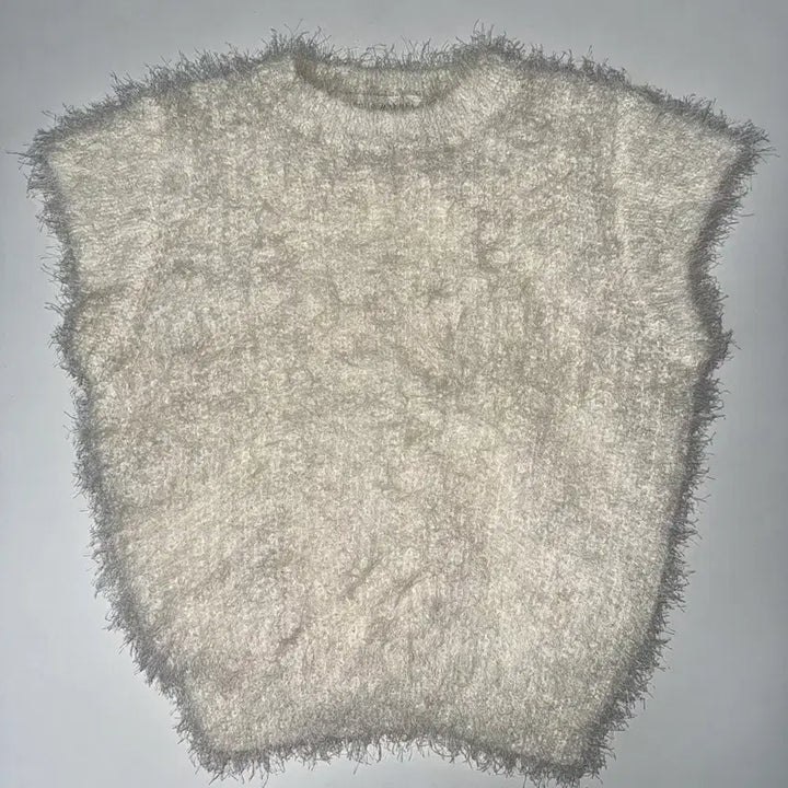 [BUNJANG] Avery White Cream Yarn Knit Sweater / 에이블리 화이트 크림 털실 니트